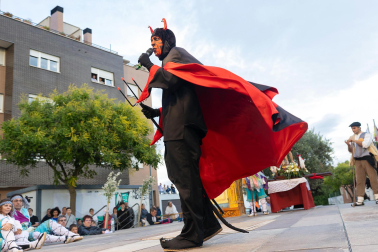 Fotos del Paloteado de San Juan de Tudela 2024. /