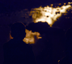 Fotos de las hogueras de San Juan en Estella.