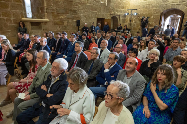 Gala de entrega del Premio Príncipe de Viana de la Cultura 2024 a Alfredo Sanzol
