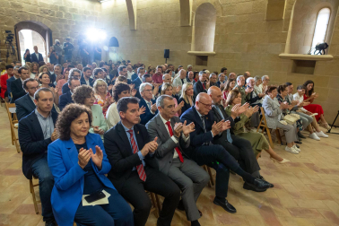 Gala de entrega del Premio Príncipe de Viana de la Cultura 2024 a Alfredo Sanzol