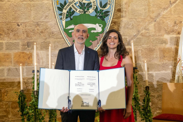Gala de entrega del Premio Príncipe de Viana de la Cultura 2024 a Alfredo Sanzol