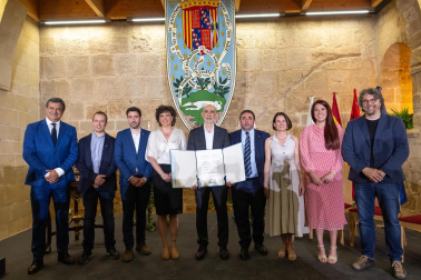 Gala de entrega del Premio Príncipe de Viana de la Cultura 2024 a Alfredo Sanzol