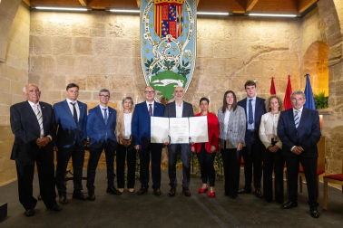 Gala de entrega del Premio Príncipe de Viana de la Cultura 2024 a Alfredo Sanzol