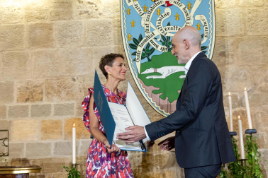 Gala de entrega del Premio Príncipe de Viana de la Cultura 2024 a Alfredo Sanzol
