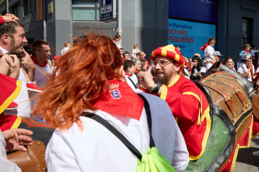 Salida de la Comparsa de Gigantes y Cabezudos este 6 de julio.