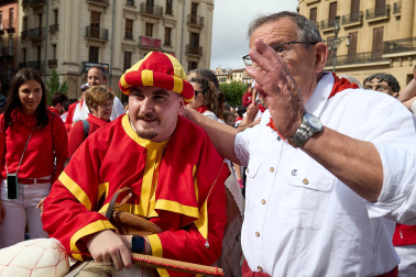 Salida de la Comparsa de Gigantes y Cabezudos este 6 de julio.