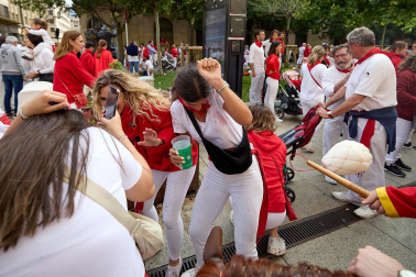 Salida de la Comparsa de Gigantes y Cabezudos este 6 de julio.