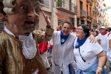 Salida de la Comparsa de Gigantes y Cabezudos este 6 de julio.