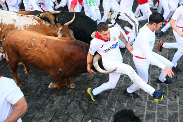 Cuesta del callejón a la entrada de la plaza de toros para los toros de La Palmosilla