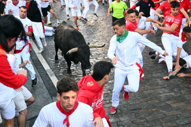 Cuesta del callejón a la entrada de la plaza de toros para los toros de La Palmosilla