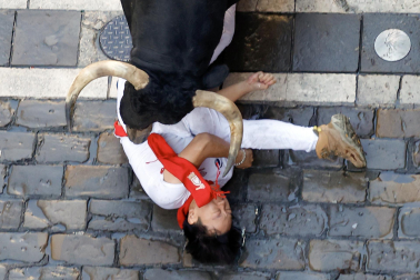 Emocionante primero encierro de los Sanfermines 2024 con toros de la ganadería La Palmosilla