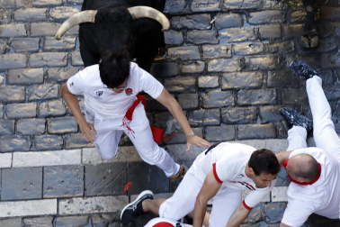 Emocionante primero encierro de los Sanfermines 2024 con toros de la ganadería La Palmosilla
