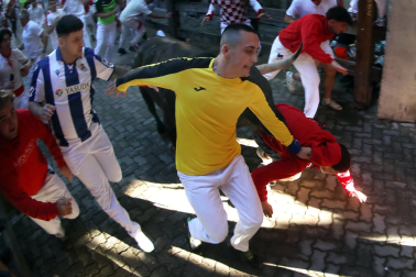 Entrada al callejón de Telefónica de la manada de La Palmosilla