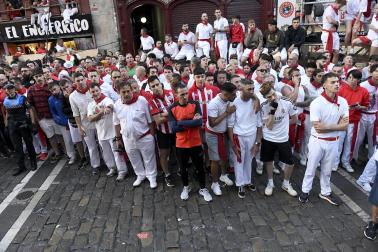 Momenticos previos al inicio del primer encierro de los Sanfermines 2024