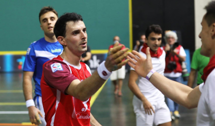 Jokin Altuna venció 22-21 a Jon Ander Peña en la final del Torneo de San Fermín 2024 disputada en el frontón Labrit y con un ambientazo increíble