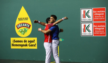 Jokin Altuna venció 22-21 a Jon Ander Peña en la final del Torneo de San Fermín 2024 disputada en el frontón Labrit y con un ambientazo increíble