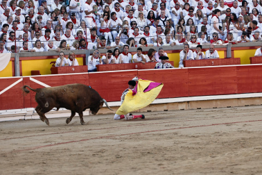 Fotos de la corrida de La Palmosilla, en la que se han cortado tres orejas y Borja Jiménez ha sufrido una cornada./