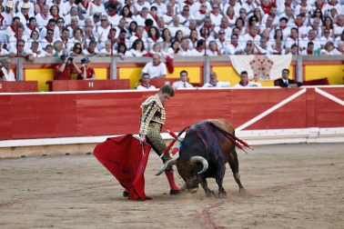 Fotos de la corrida de La Palmosilla, en la que se han cortado tres orejas y Borja Jiménez ha sufrido una cornada./