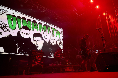 Concierto de Dinamita y Chill Mafia en la Plaza del Castillo la noche del 7 de julio