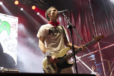 Concierto de Dinamita y Chill Mafia en la Plaza del Castillo la noche del 7 de julio
