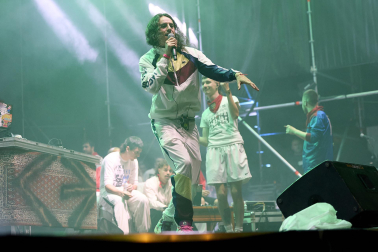Concierto de Dinamita y Chill Mafia en la Plaza del Castillo la noche del 7 de julio