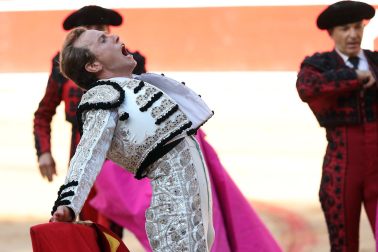 Fotos de la corrida de toros de Cebada Gago en la Feria de San Fermín 2024./