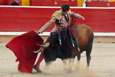 Fotos de la corrida de toros de Cebada Gago en la Feria de San Fermín 2024./