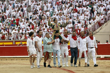 Fotos de la corrida de toros de Victoriano del Río en la Feria de San Fermín 2024.