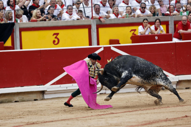Fotos de la corrida de toros de Victoriano del Río en la Feria de San Fermín 2024.