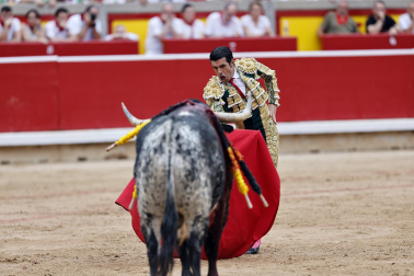Fotos de la corrida de toros de Victoriano del Río en la Feria de San Fermín 2024.