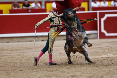 Fotos de la corrida de toros de Victoriano del Río en la Feria de San Fermín 2024.