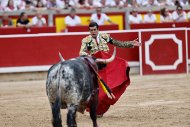 Fotos de la corrida de toros de Victoriano del Río en la Feria de San Fermín 2024.