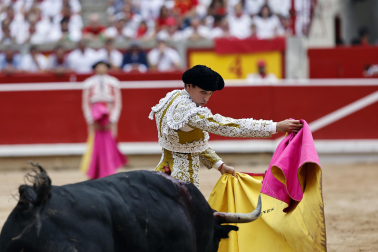 Fotos de la corrida de toros de Victoriano del Río en la Feria de San Fermín 2024.