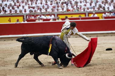 Fotos de la corrida de toros de Victoriano del Río en la Feria de San Fermín 2024.