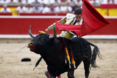 Fotos de la corrida de toros de Victoriano del Río en la Feria de San Fermín 2024.