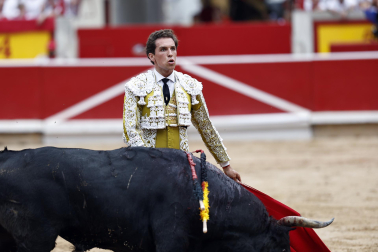 Fotos de la corrida de toros de Victoriano del Río en la Feria de San Fermín 2024.
