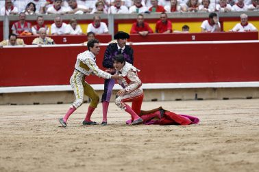 Fotos de la corrida de toros de Victoriano del Río en la Feria de San Fermín 2024.