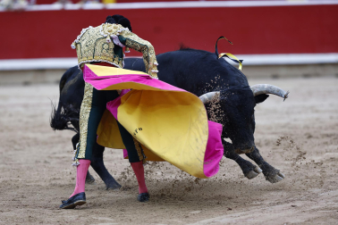 Fotos de la corrida de toros de Victoriano del Río en la Feria de San Fermín 2024.