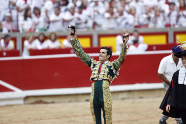 Fotos de la corrida de toros de Victoriano del Río en la Feria de San Fermín 2024.