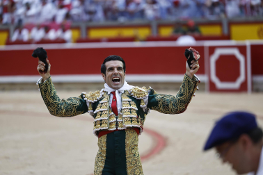 Fotos de la corrida de toros de Victoriano del Río en la Feria de San Fermín 2024.