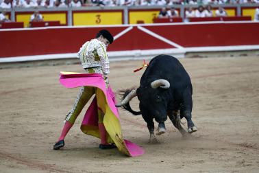 Fotos de la corrida de toros de Victoriano del Río en la Feria de San Fermín 2024.