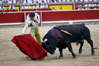 Fotos de la corrida de toros de Victoriano del Río en la Feria de San Fermín 2024.