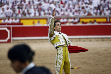 Fotos de la corrida de toros de Victoriano del Río en la Feria de San Fermín 2024.