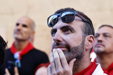 Fotos de los mozos en los minutos previos al comienzo del cuarto encierro de los Sanfermines 2024.
