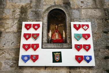 Fotos de los mozos en los minutos previos al comienzo del cuarto encierro de los Sanfermines 2024.