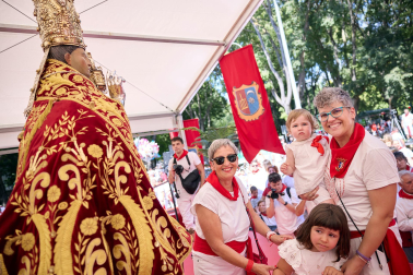 Fotos de la ofrenda floral a San Fermín en los Sanfermines de 2024.
