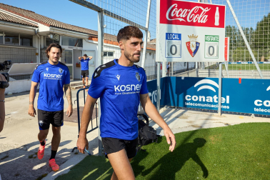 Fotos del primer entrenamiento de Osasuna en Tajonar, este miércoles 10 de julio.