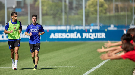 Fotos del primer entrenamiento de Osasuna en Tajonar, este miércoles 10 de julio.