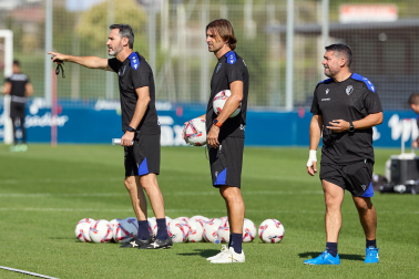 Fotos del primer entrenamiento de Osasuna en Tajonar, este miércoles 10 de julio.