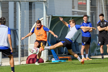 Fotos del primer entrenamiento de Osasuna en Tajonar, este miércoles 10 de julio.